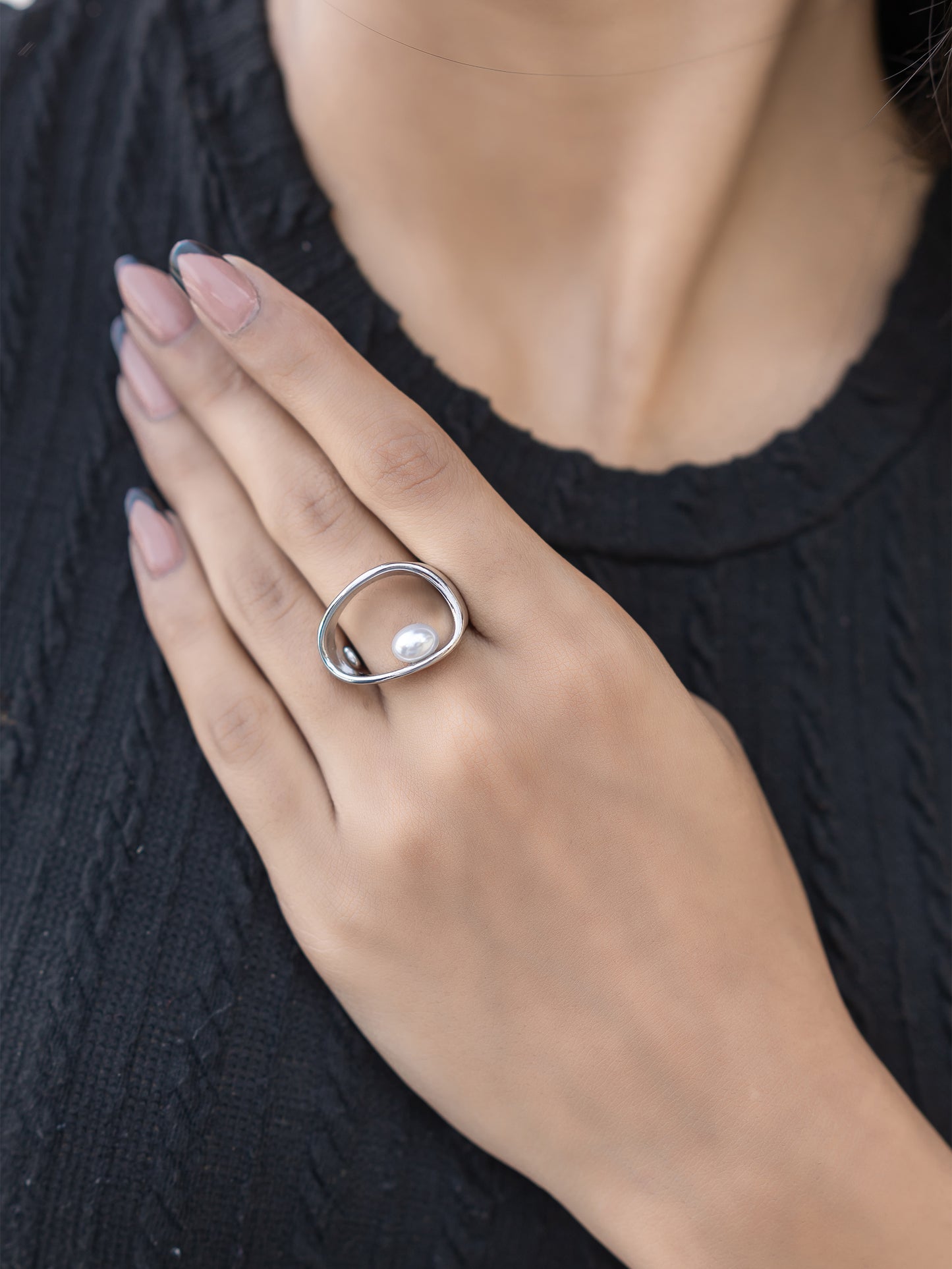 Silver Floating Pearl Ring