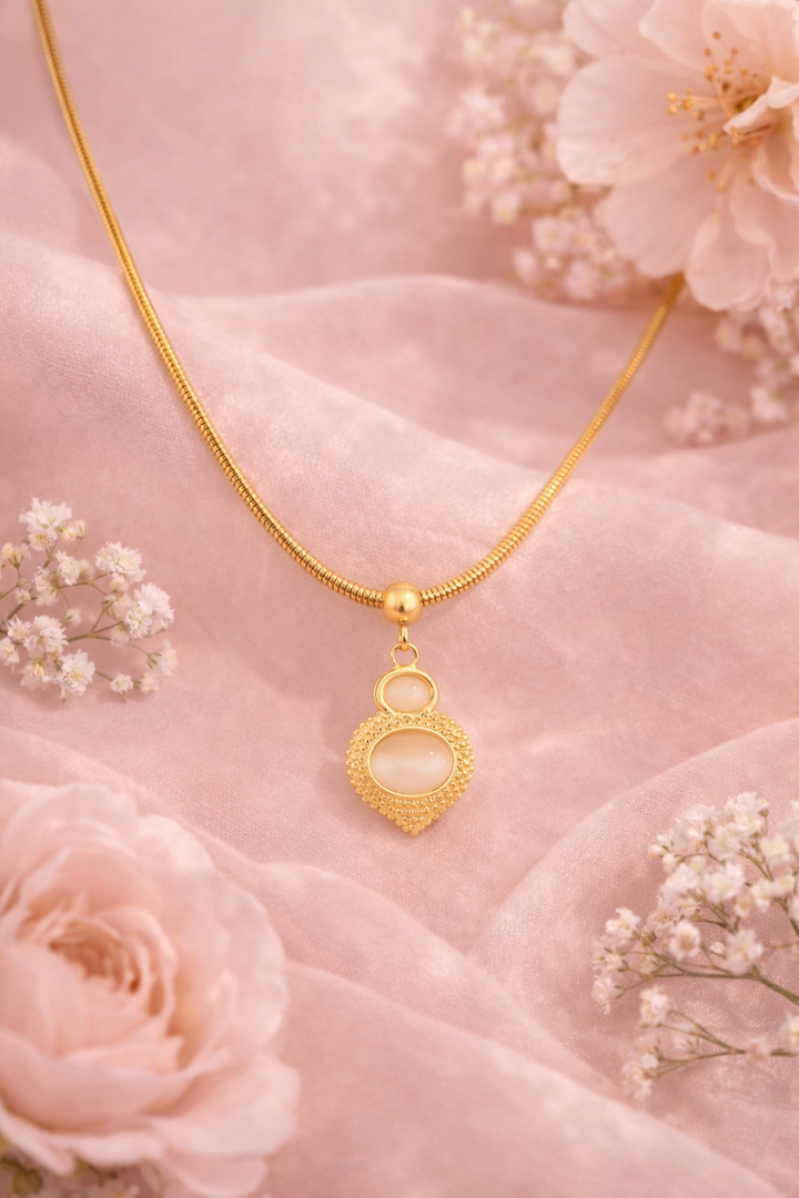 Aurora Crest Pendant With Chain