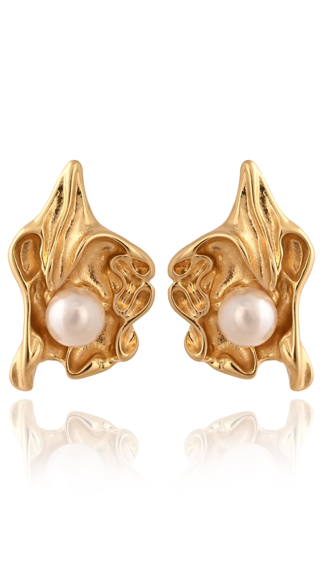 Vintage Pearl Studs