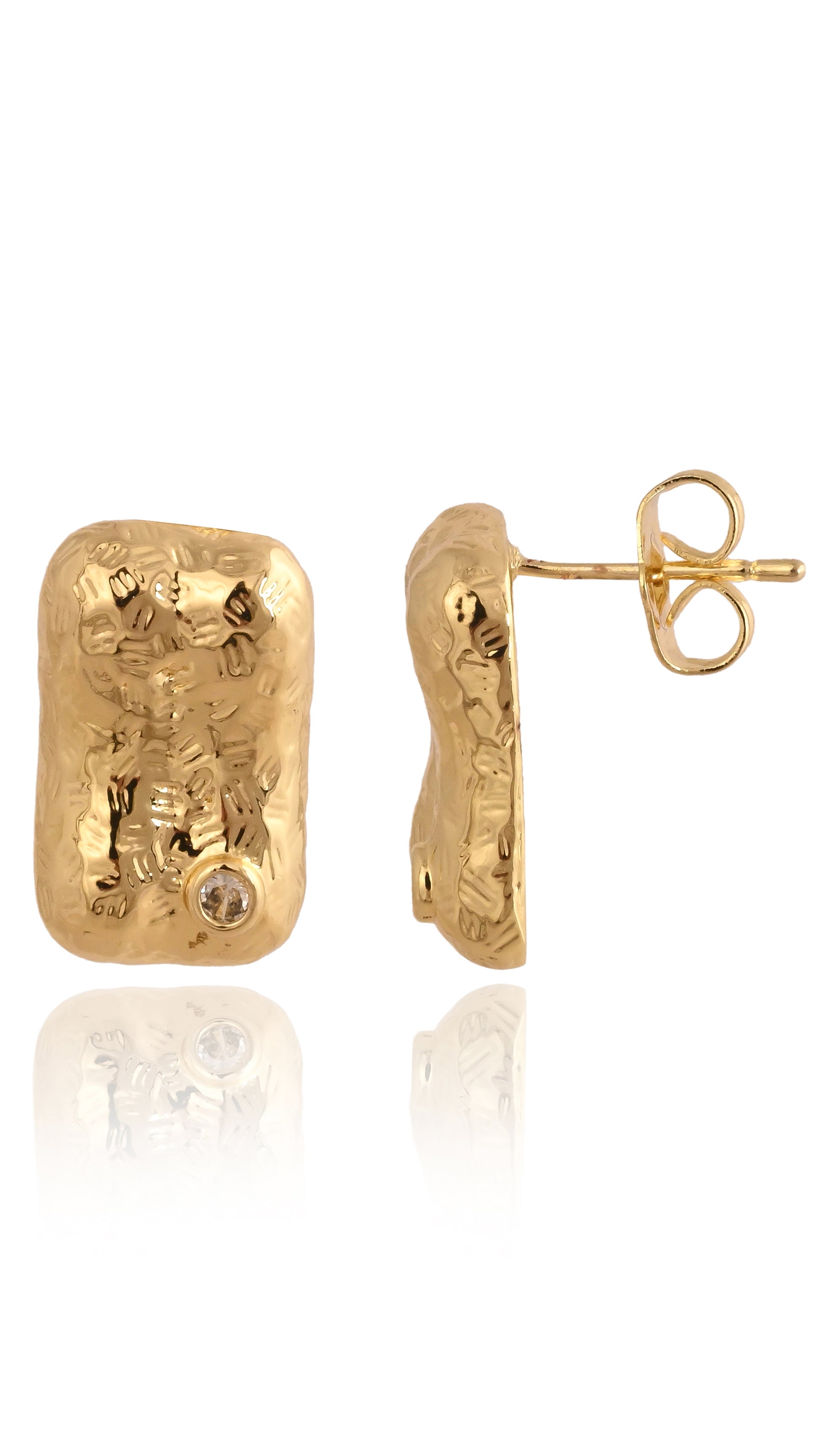 Molten Gleam Studs