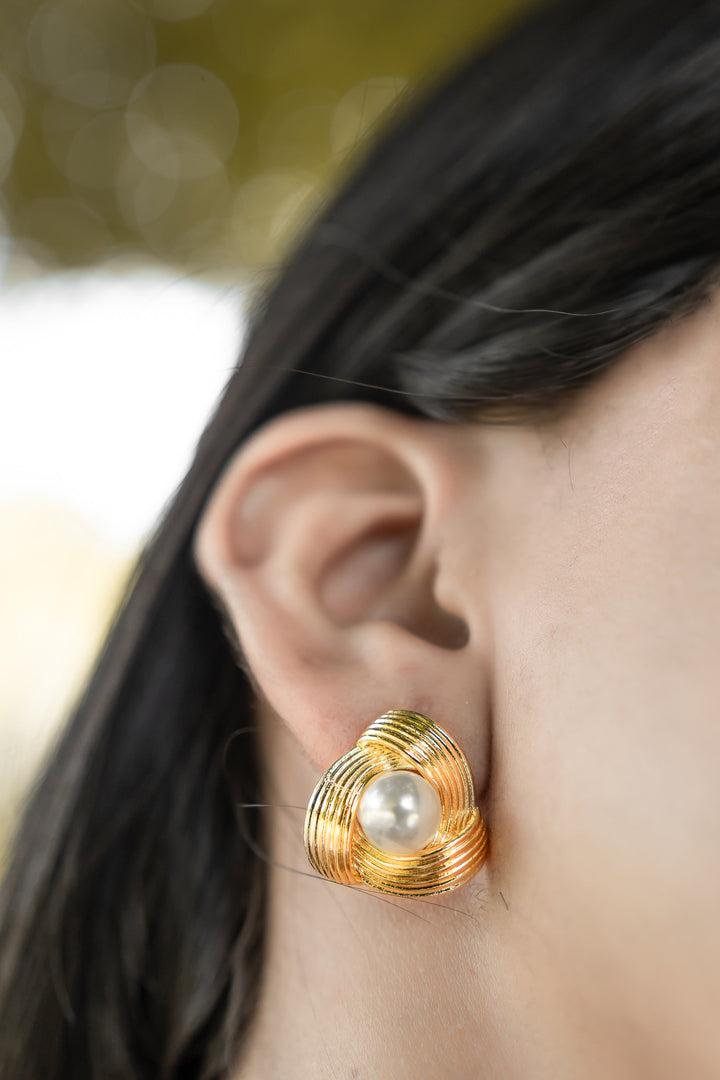 Knot Pearl Earrings