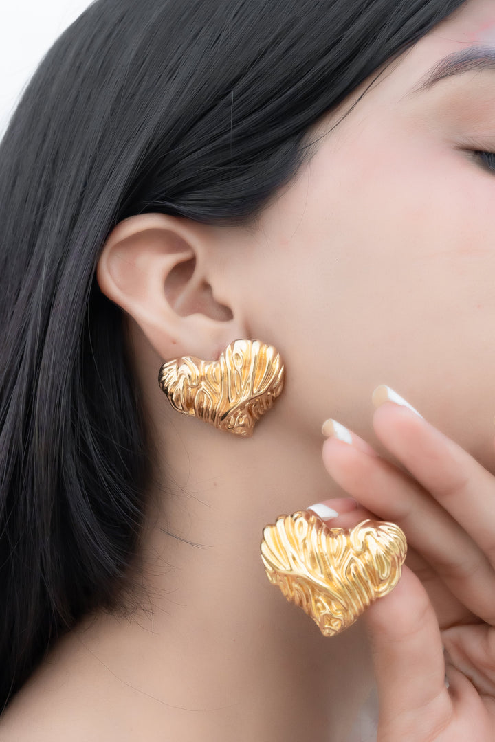 Chunky Melt Heart Studs