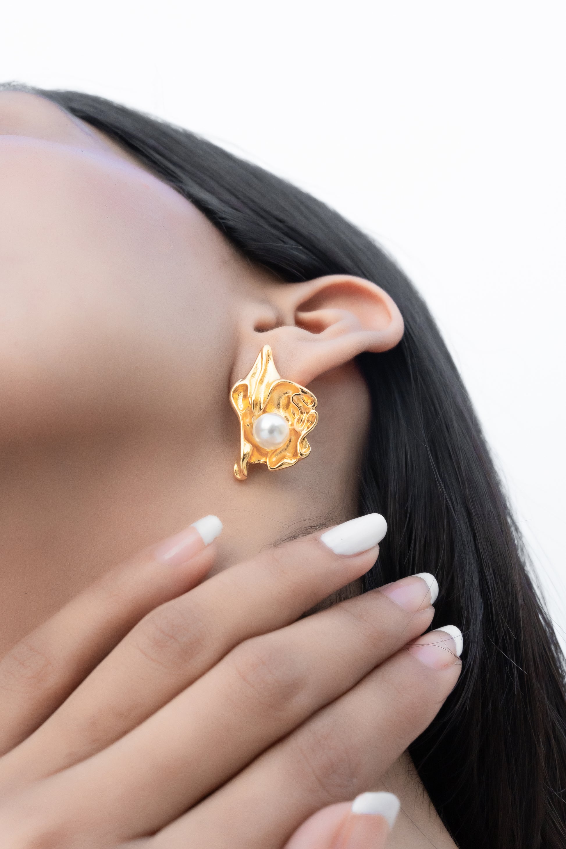 Vintage Pearl Studs