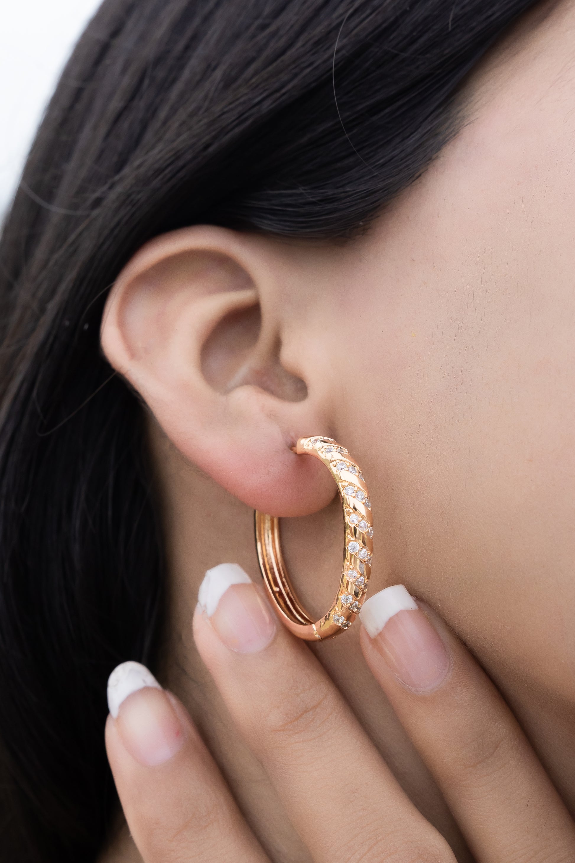 Mira Hoops