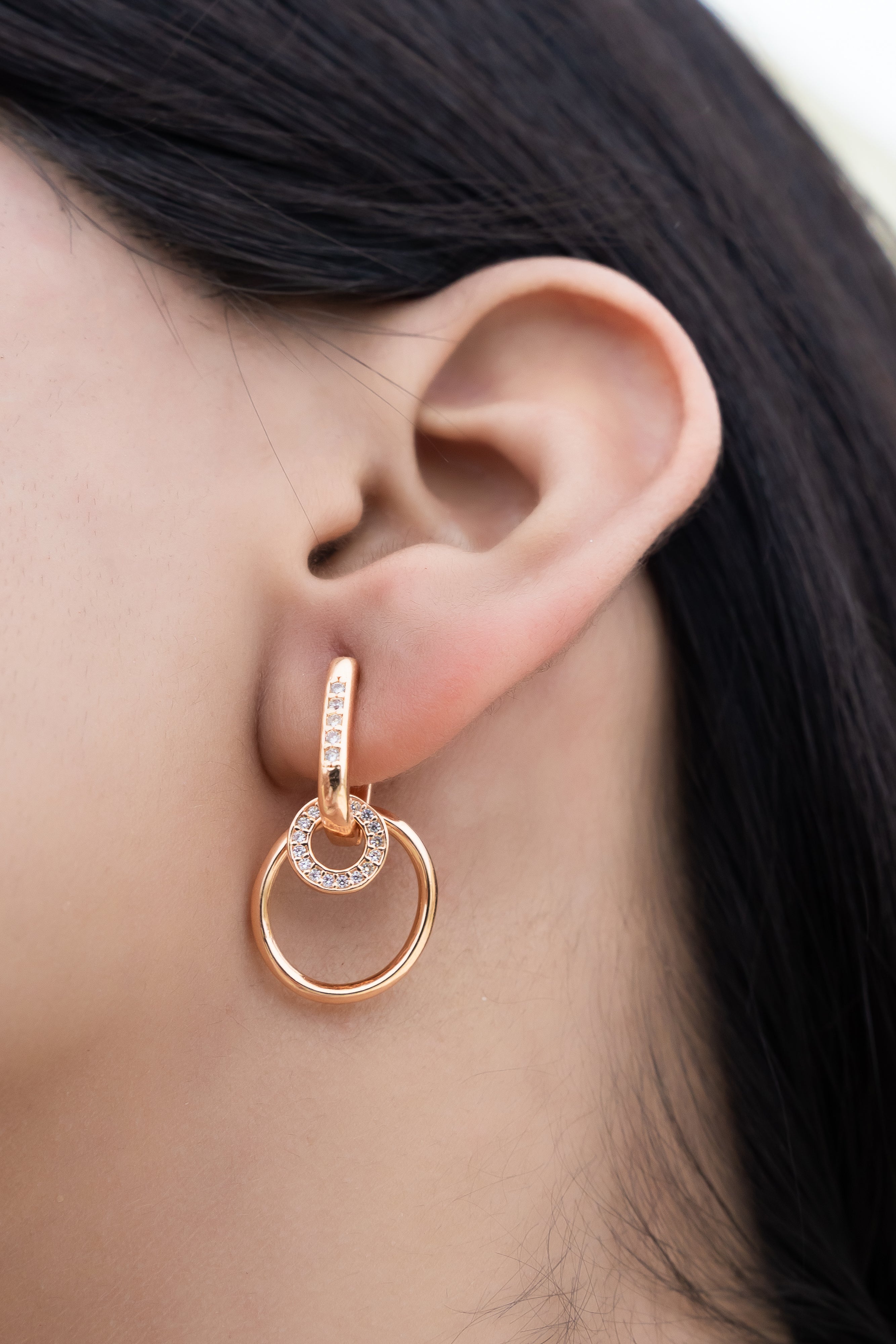 Luna Hoops