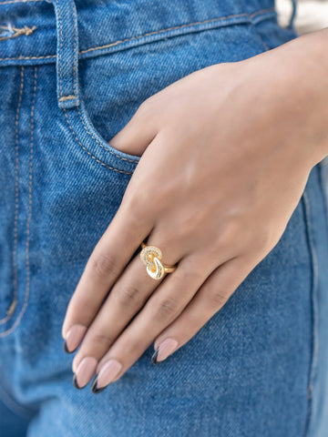 Eterna Knot Ring