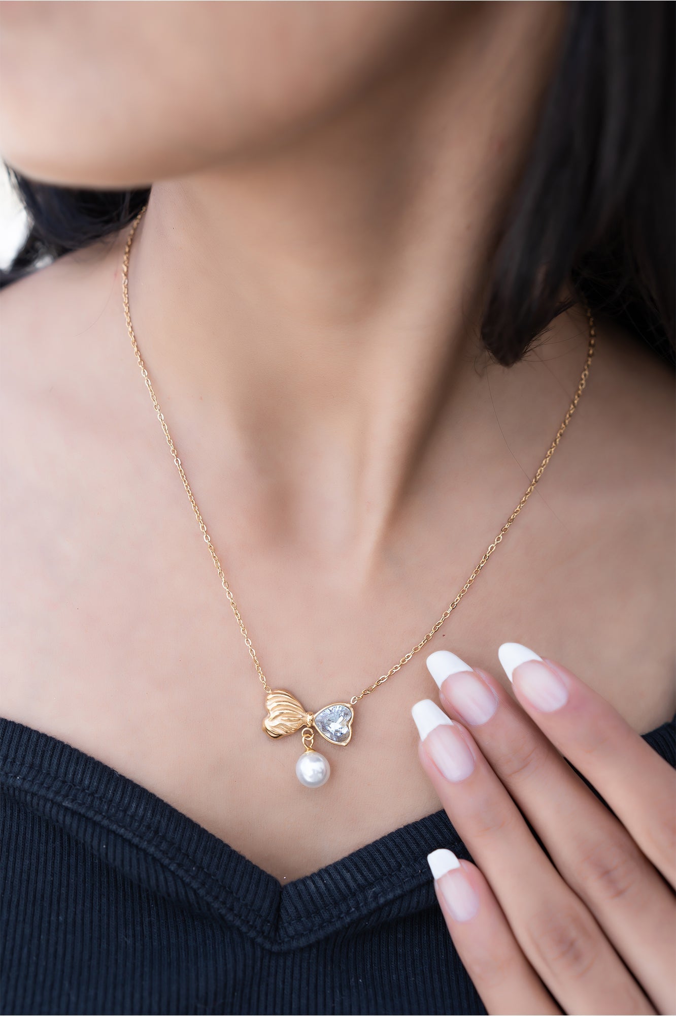 Pearl Bow Pendant With Chain