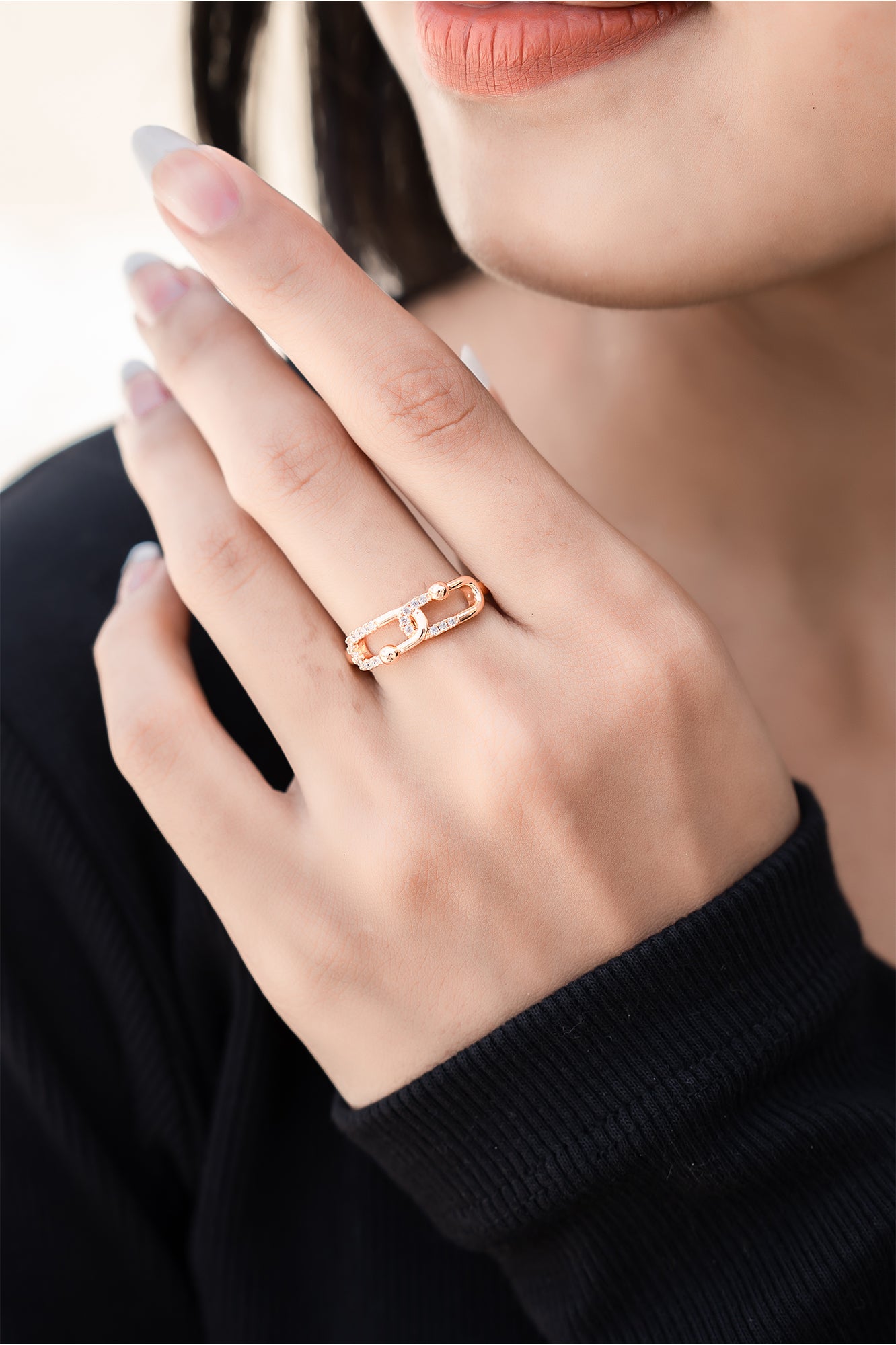 Stellar Orbit Ring