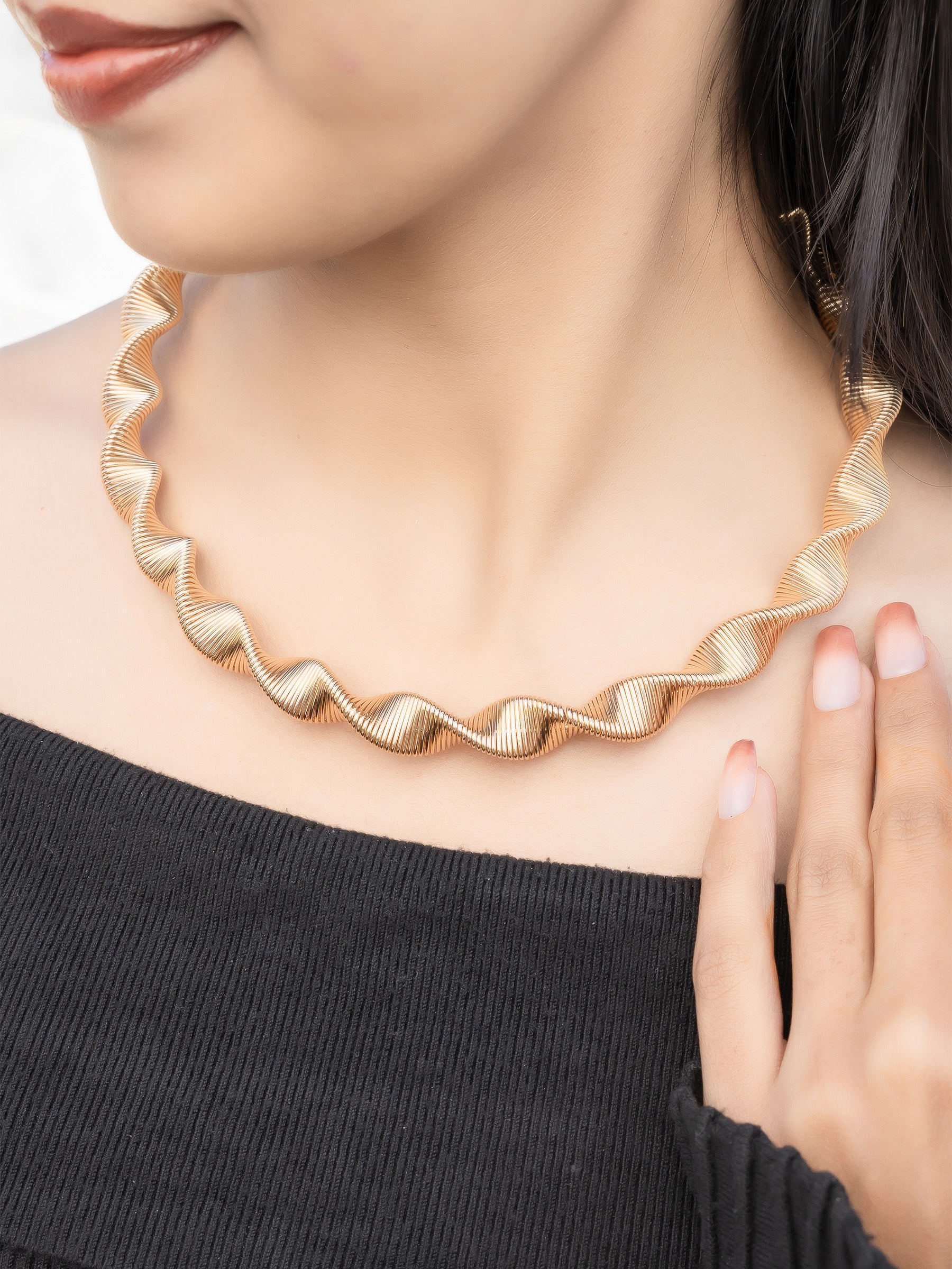 TwirlWave Statement Necklace