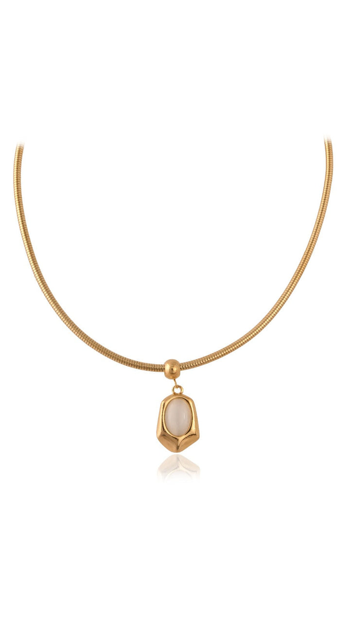 Gilded Core Pendant With Chain