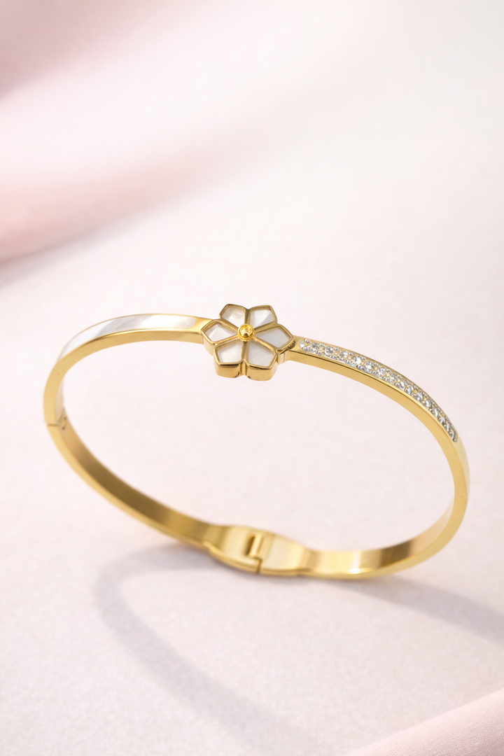 Gold Minimal Bangle Bracelet